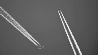 Vini Jr. e Neymar Jr. contrastam após festa simultânea Vini Jr. e Neymar Jr. contrastam após festa simultânea