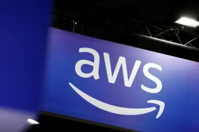 Amazon confirma retorno do serviço AWS após falha global Amazon confirma retorno do serviço AWS após falha global