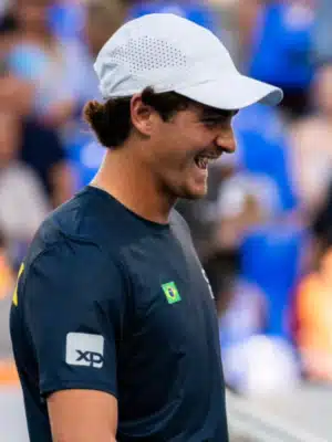 João Fonseca segue para as quartas do ATP 500 de Basileia João Fonseca segue para as quartas do ATP 500 de Basileia