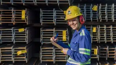 Gerdau supera expectativas no 3T25, mas enfrenta desafios no Brasil Gerdau supera expectativas no 3T25, mas enfrenta desafios no Brasil