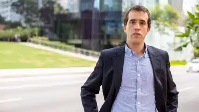 Bernardo Pascowitch: Estratégia de Investimento em Cripto com Retornos de 8,49% ao Mês