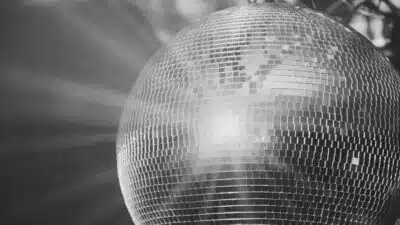 IA e Bolha Tecnológica: Risco Contido ou Alerta Vermelho?