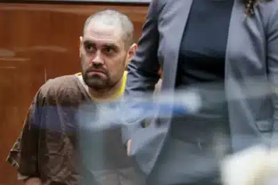 Nick Reiner Declara Inocência em Audiência Chocante: Revelações Sobre Crime Fatal