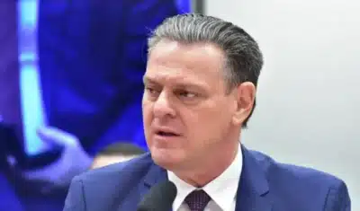 Ministro Fávaro Alerta: Preços de Fertilizantes Disparam e Recomenda Ação!